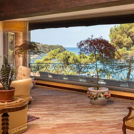 Hotel Porto Pirgos Parghelia Esterno foto