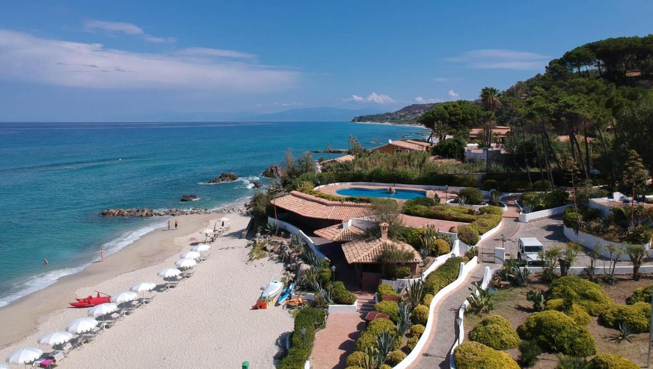 Hotel Porto Pirgos Parghelia Esterno foto