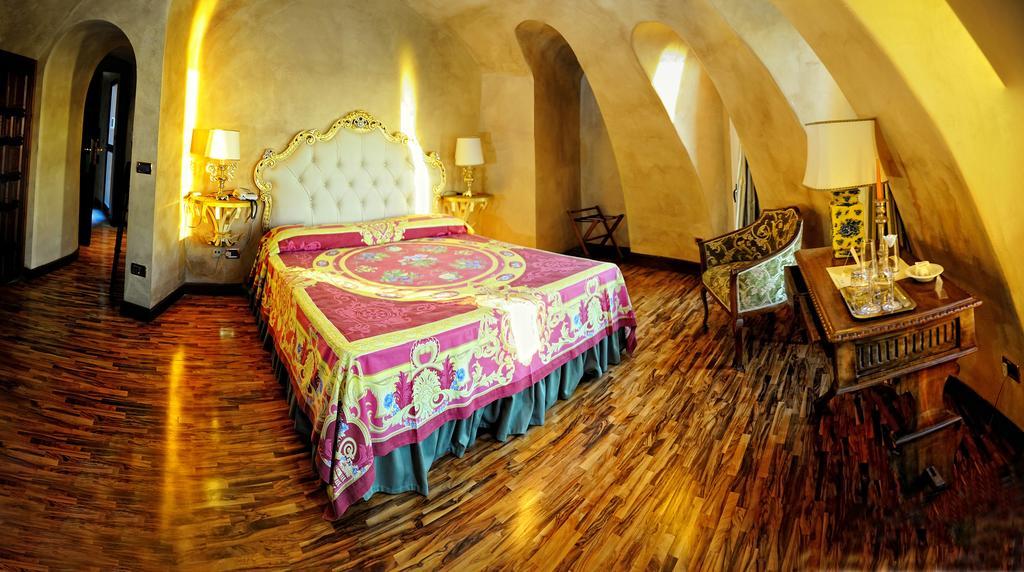 Hotel Porto Pirgos Parghelia Esterno foto